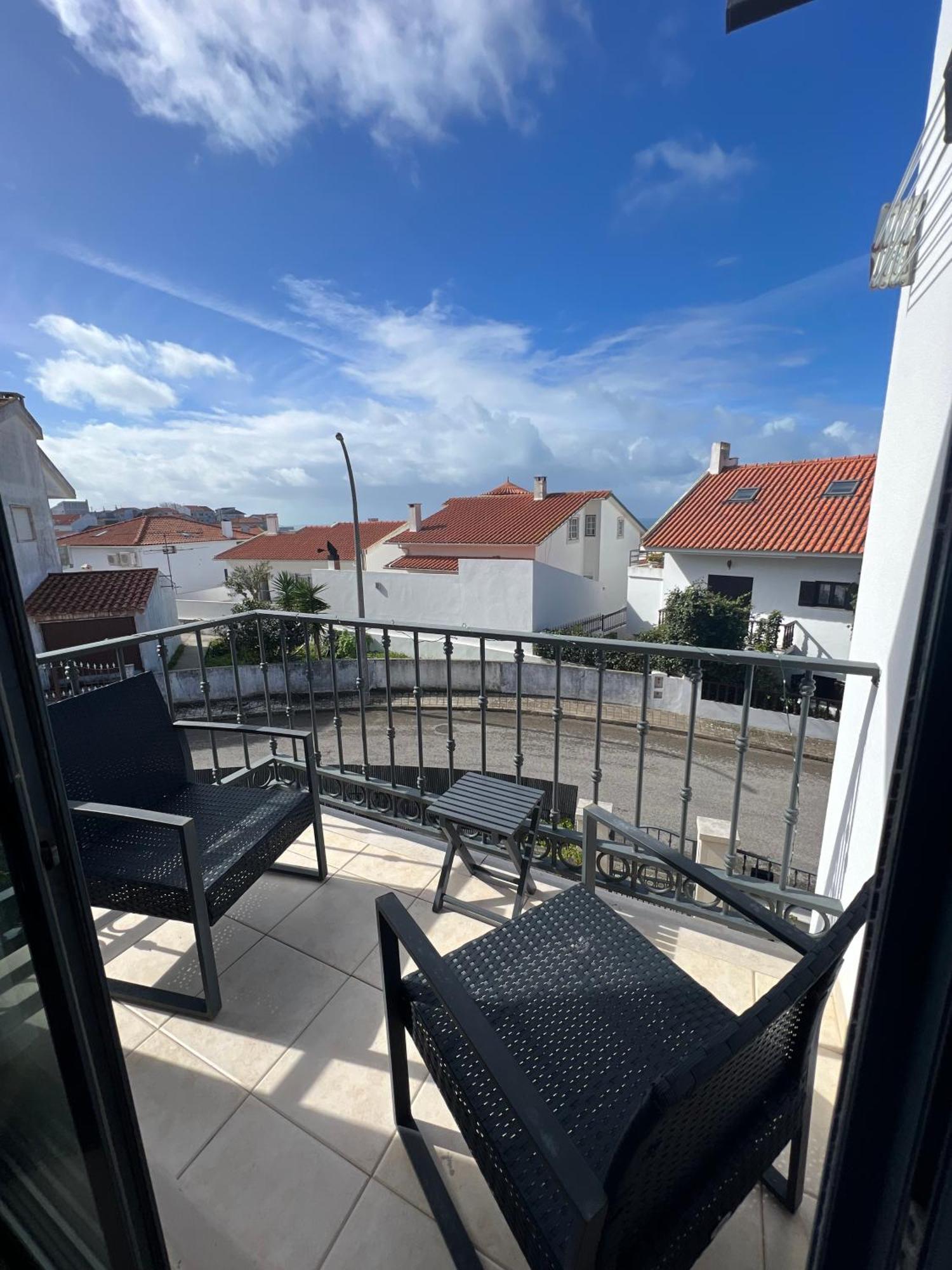 Nazare Oasis Suites Экстерьер фото