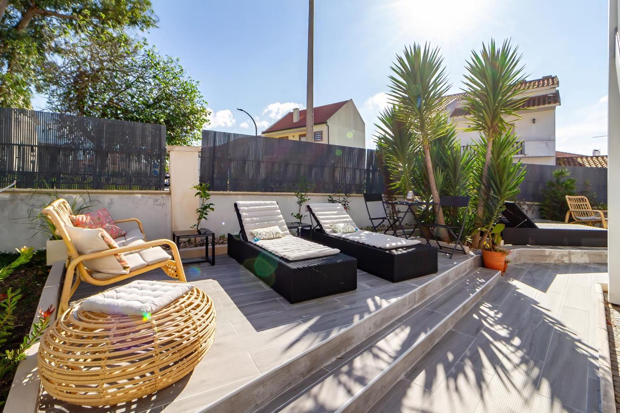 Nazare Oasis Suites Экстерьер фото