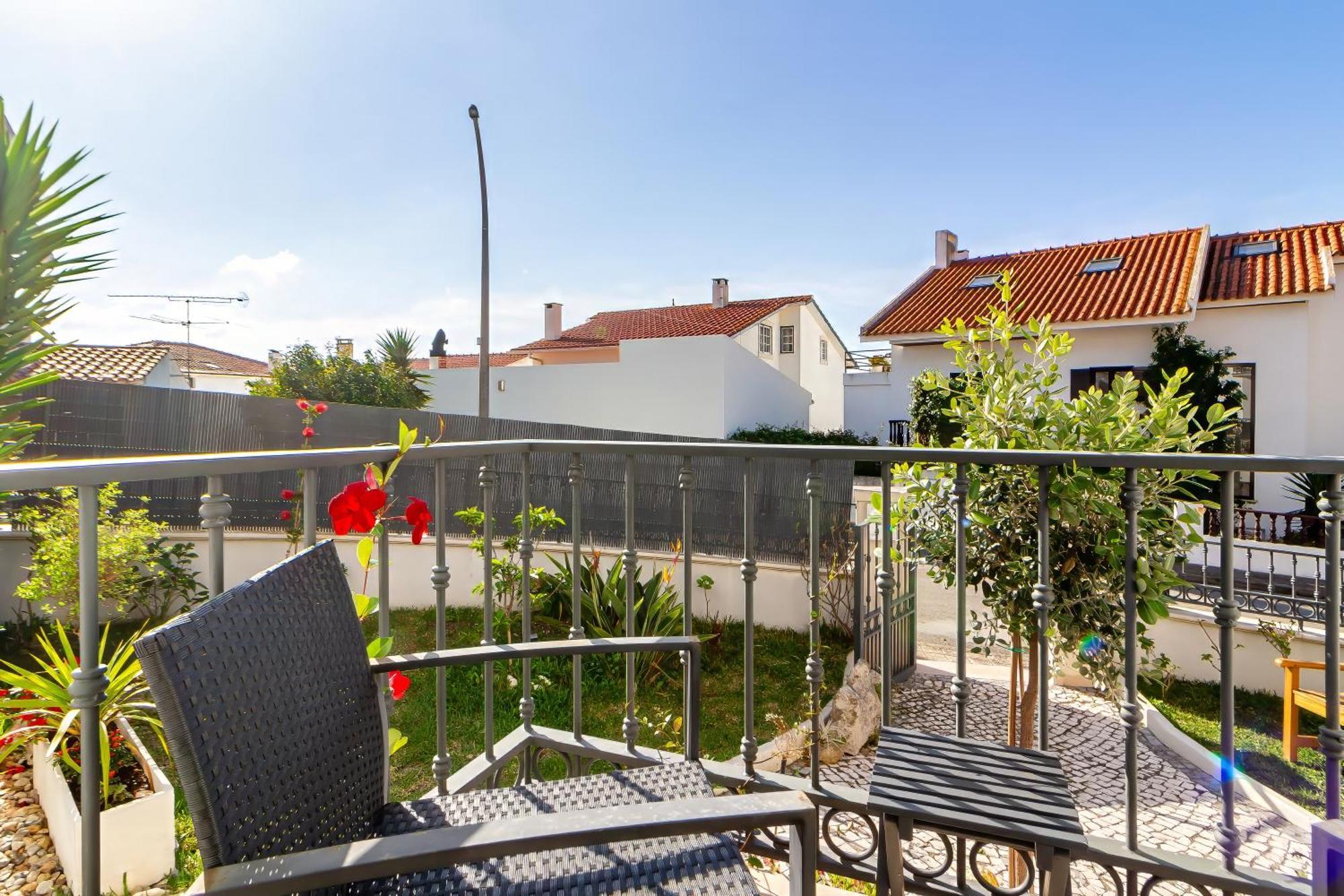 Nazare Oasis Suites Экстерьер фото